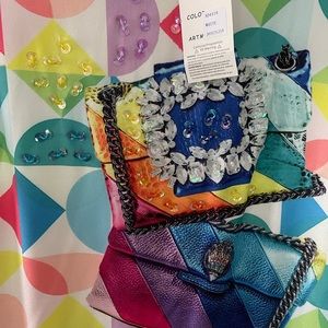 Short dress !! Beautiful color and style!!